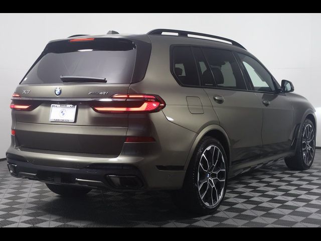 2025 BMW X7 xDrive40i