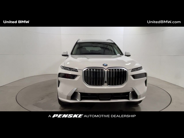 2025 BMW X7 xDrive40i