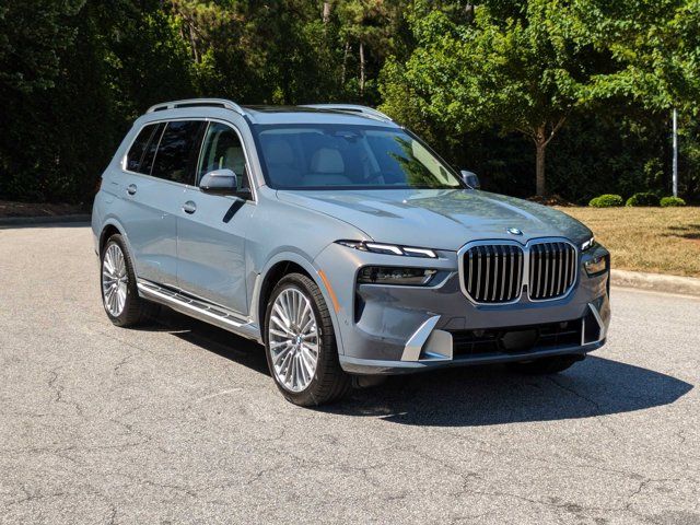 2025 BMW X7 xDrive40i