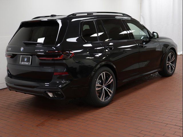 2025 BMW X7 xDrive40i