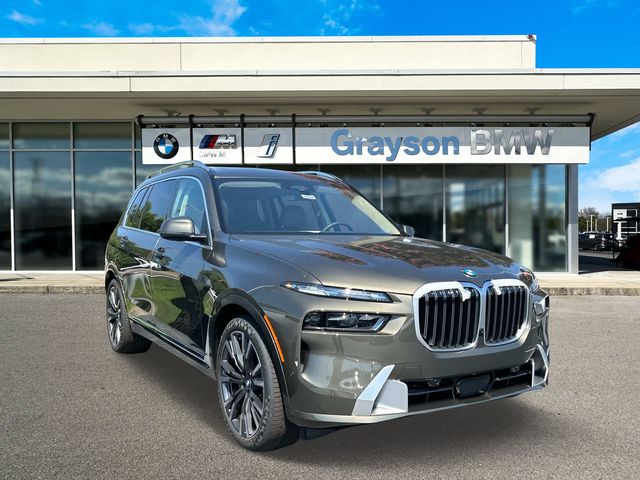 2025 BMW X7 xDrive40i