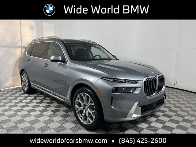 2025 BMW X7 xDrive40i