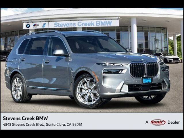 2025 BMW X7 xDrive40i