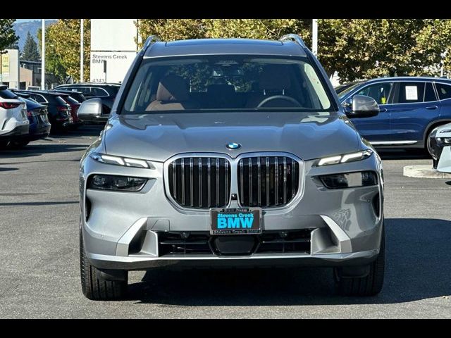 2025 BMW X7 xDrive40i