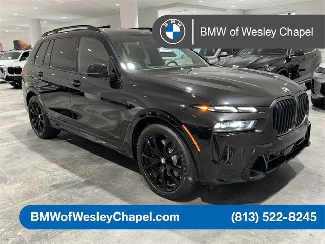 2025 BMW X7 xDrive40i