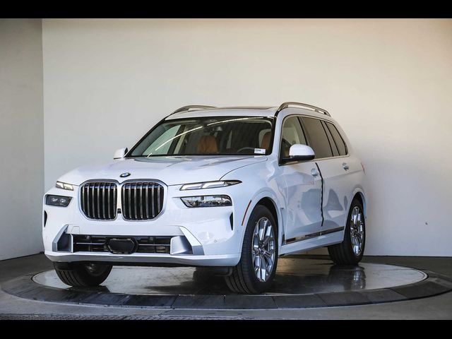 2025 BMW X7 xDrive40i