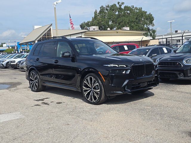 2025 BMW X7 xDrive40i