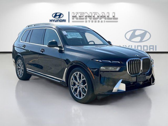 2025 BMW X7 xDrive40i