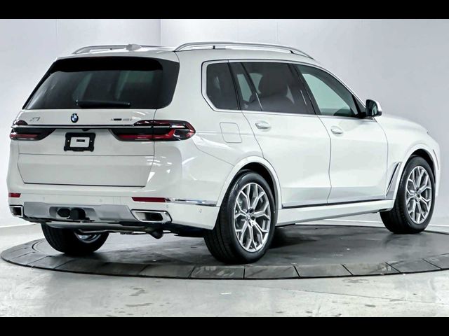 2025 BMW X7 xDrive40i