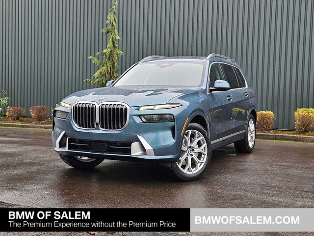 2025 BMW X7 xDrive40i