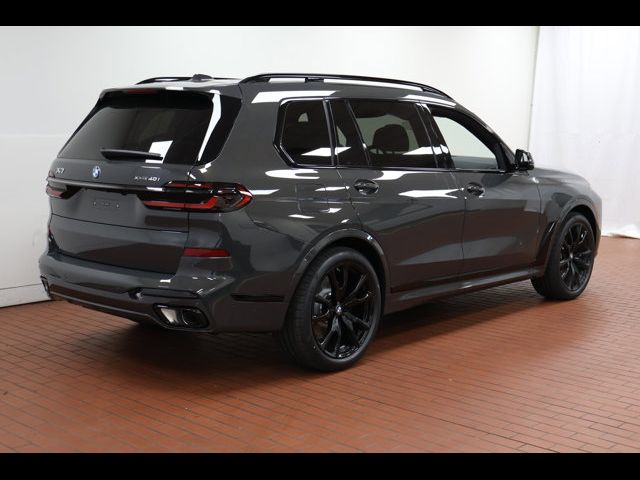 2025 BMW X7 xDrive40i