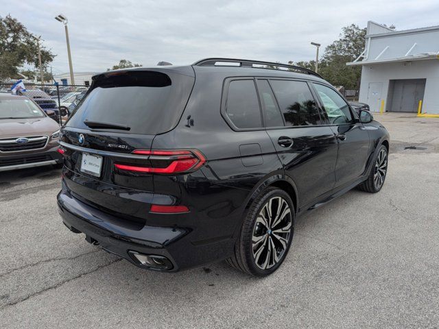 2025 BMW X7 xDrive40i