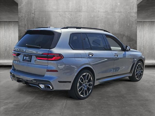 2025 BMW X7 xDrive40i