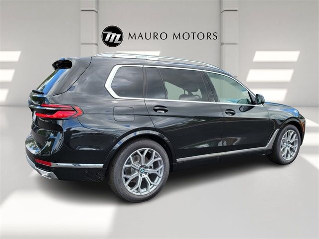 2025 BMW X7 xDrive40i