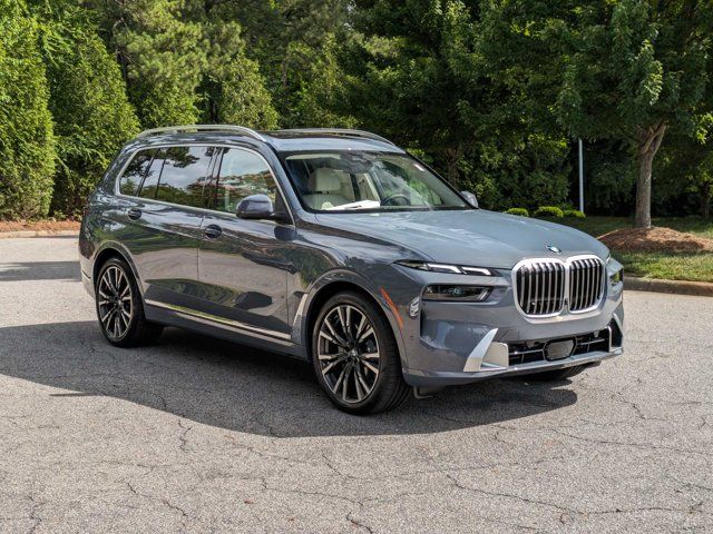 2025 BMW X7 xDrive40i