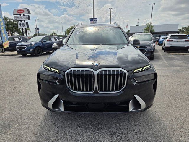 2025 BMW X7 xDrive40i