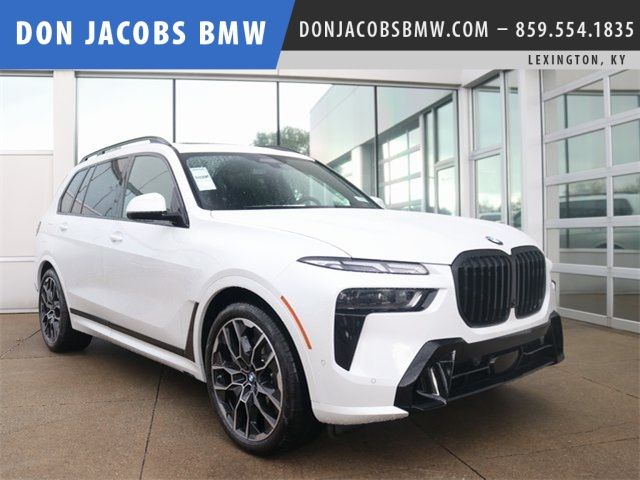 2025 BMW X7 xDrive40i