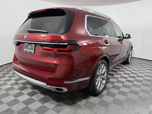 2025 BMW X7 xDrive40i