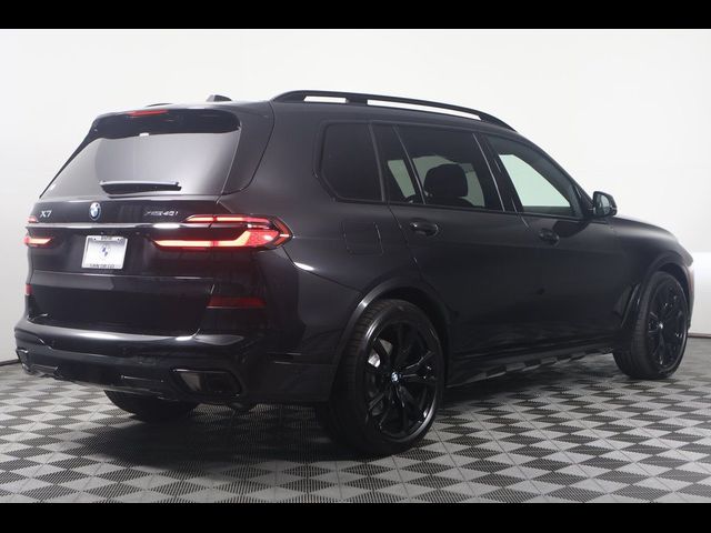 2025 BMW X7 xDrive40i