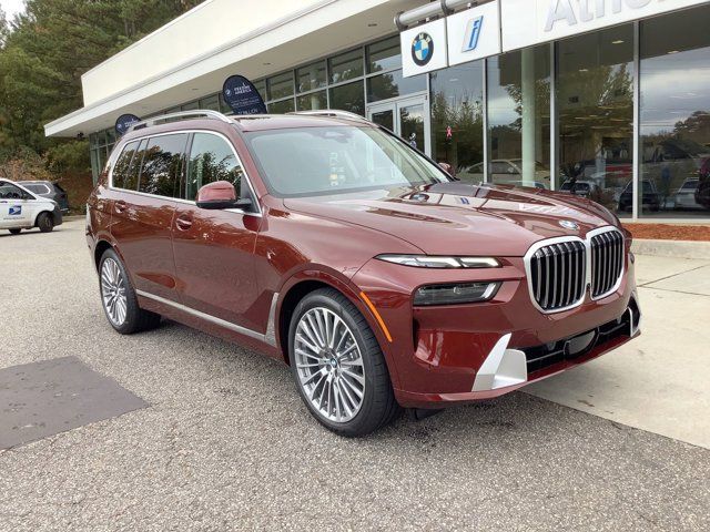 2025 BMW X7 xDrive40i