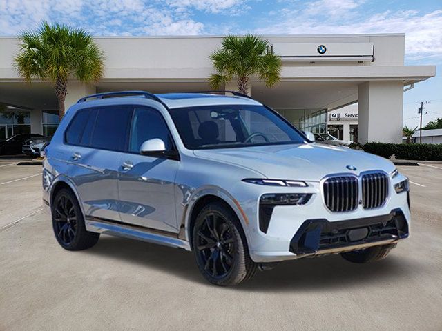 2025 BMW X7 xDrive40i