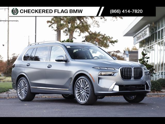 2025 BMW X7 xDrive40i