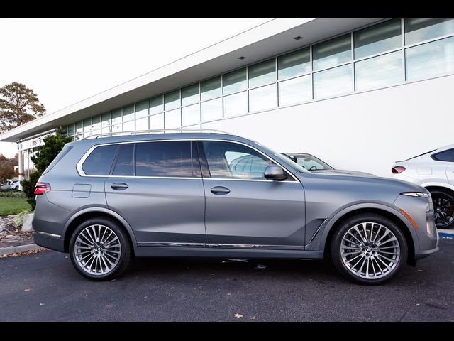 2025 BMW X7 xDrive40i