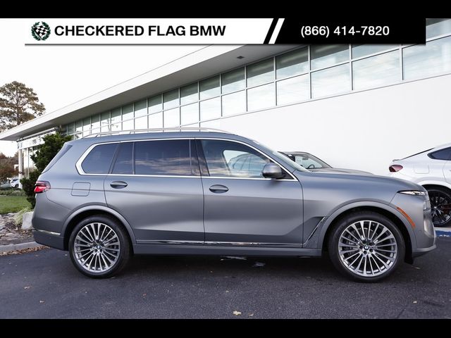 2025 BMW X7 xDrive40i