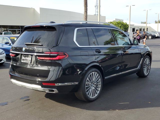 2025 BMW X7 xDrive40i