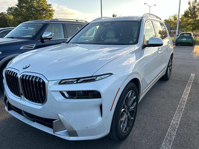 2025 BMW X7 xDrive40i