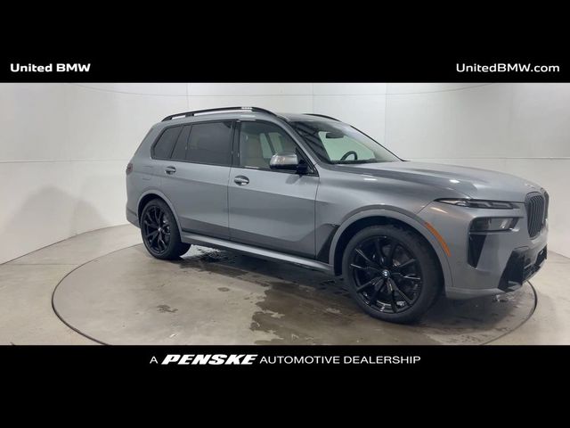 2025 BMW X7 xDrive40i