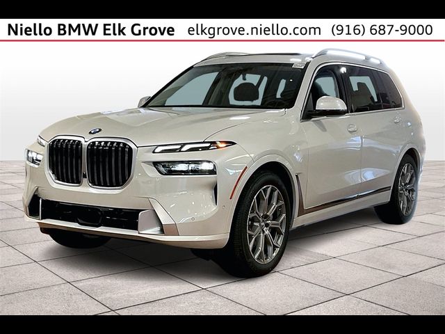 2025 BMW X7 xDrive40i