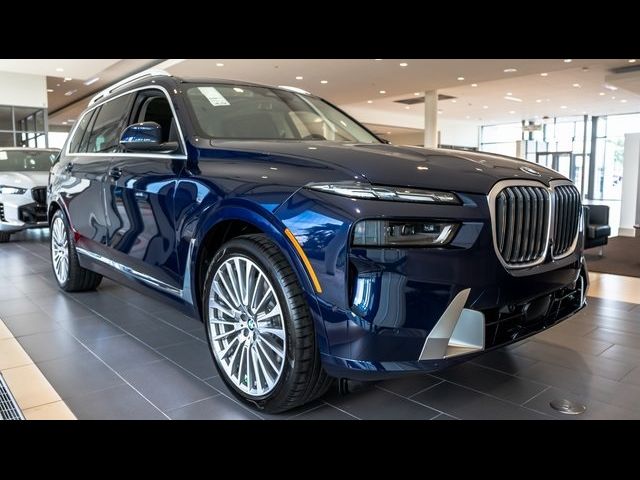 2025 BMW X7 xDrive40i