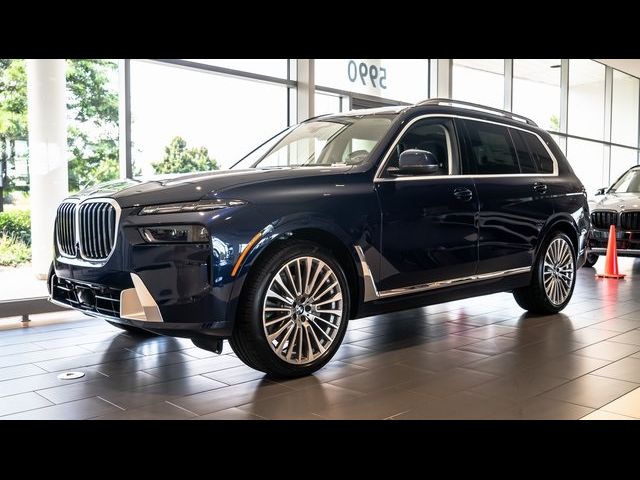 2025 BMW X7 xDrive40i