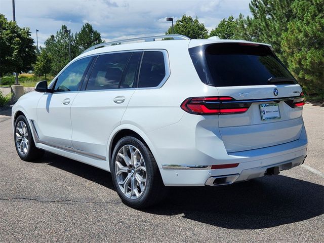 2025 BMW X7 xDrive40i