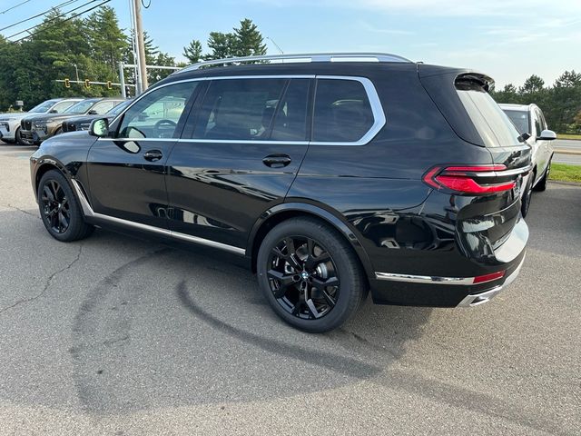 2025 BMW X7 xDrive40i