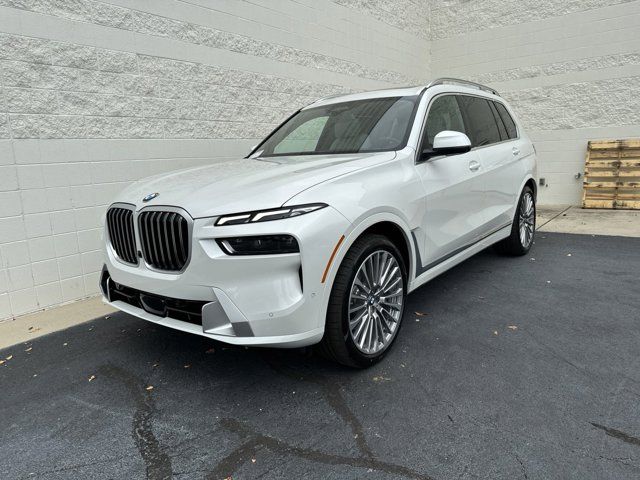 2025 BMW X7 xDrive40i