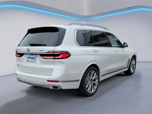 2025 BMW X7 xDrive40i