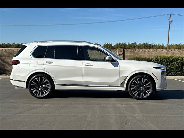 2025 BMW X7 xDrive40i