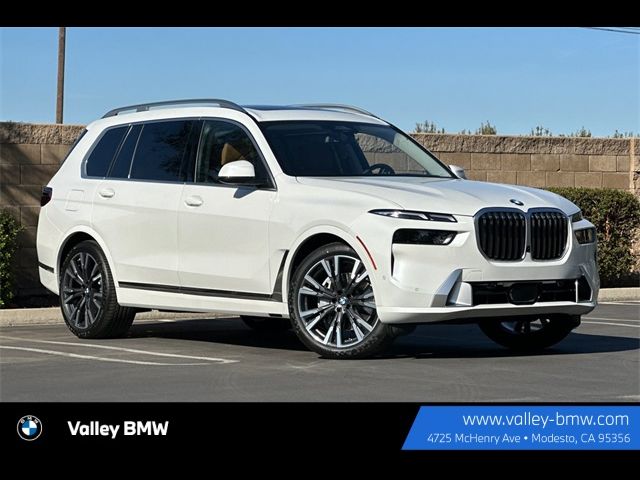 2025 BMW X7 xDrive40i