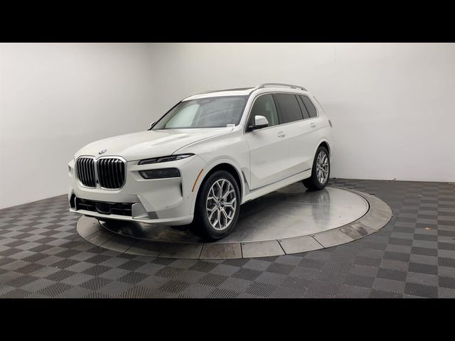 2025 BMW X7 xDrive40i