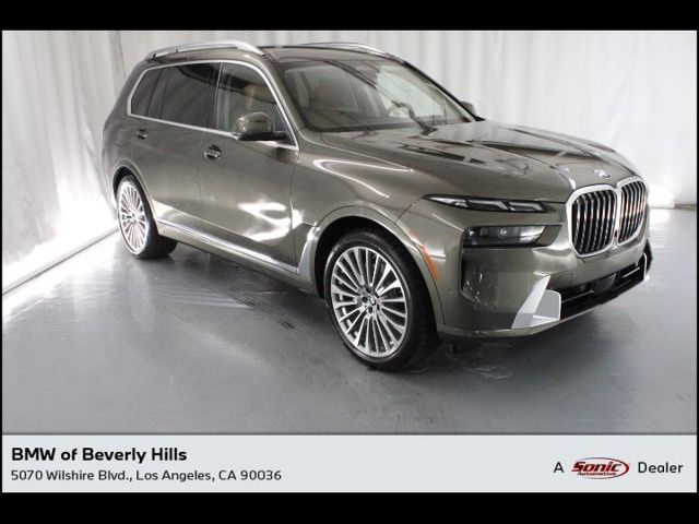 2025 BMW X7 xDrive40i