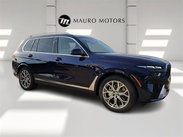 2025 BMW X7 xDrive40i