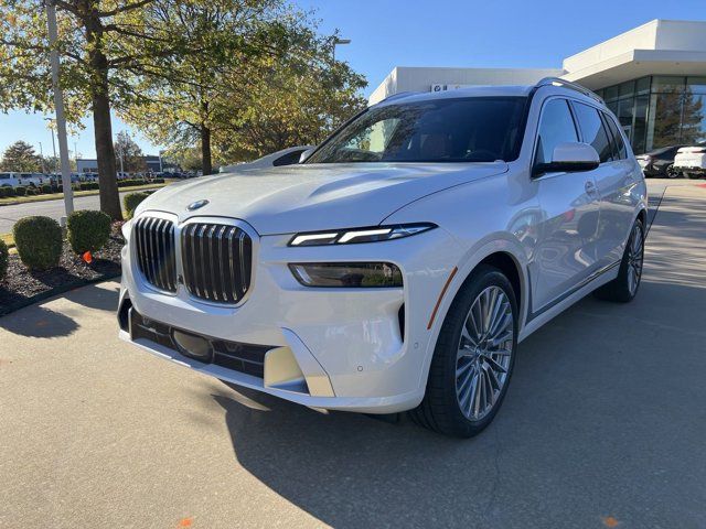 2025 BMW X7 xDrive40i