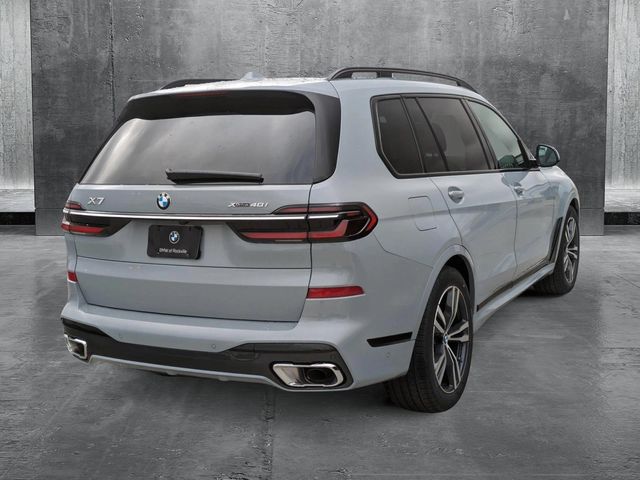 2025 BMW X7 xDrive40i