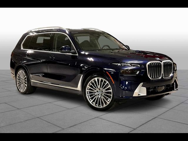 2025 BMW X7 xDrive40i