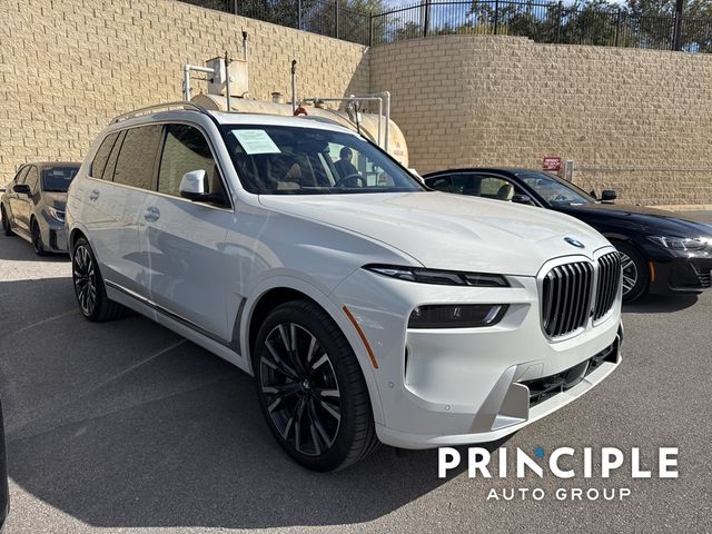 2025 BMW X7 xDrive40i