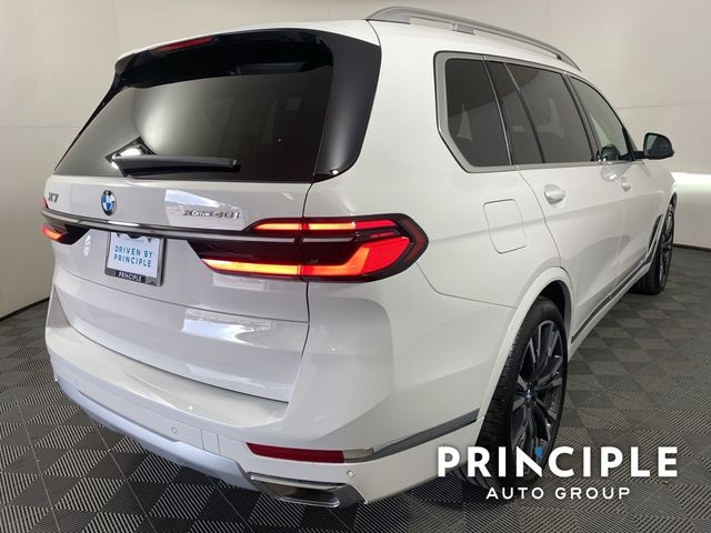 2025 BMW X7 xDrive40i