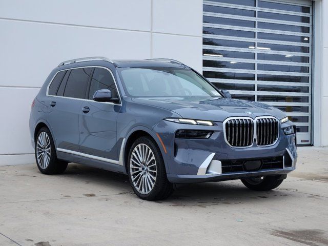 2025 BMW X7 xDrive40i