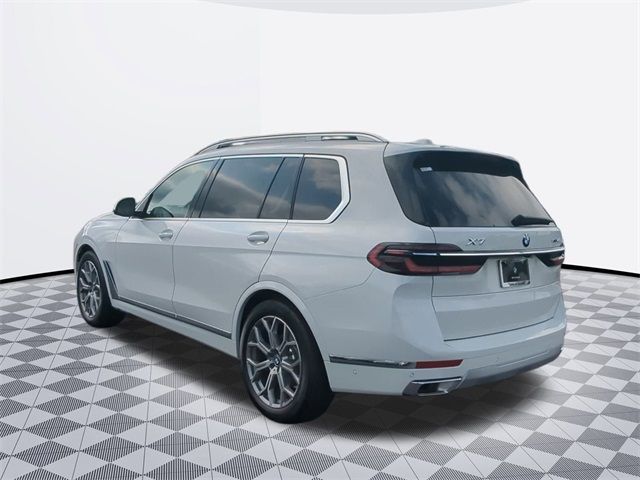 2025 BMW X7 xDrive40i